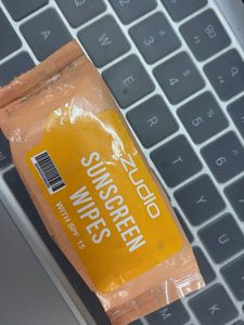 Tinted Moisturiser,sun Wipes, Lipstick ,lip Oil