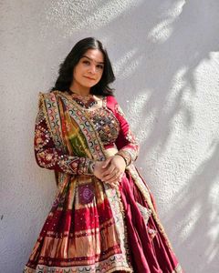 Lahenga Suits