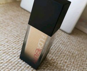 Huda Beauty Foundation