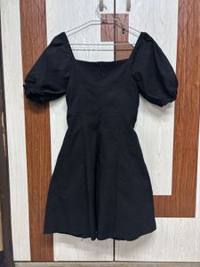 ⸻Elegant Black Flare Dress– Medium Size,Party Wear