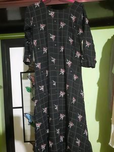 Woman Kurti No Side Slit XL Size Black