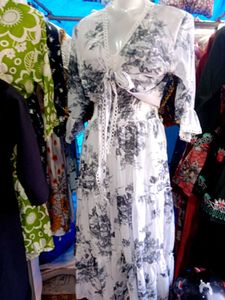 FLORAL 💐 PRINTED MAXI  DRESS👗