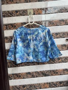 Blue Floral Crop Top