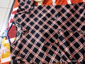 Crepe SlitKurti (new Kurti Without Tag)