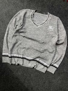 Stylish Grey V-Neck Pullover