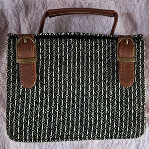 Cute BOX JUTE SLING