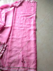 Pink Floral Embroidered Saree Without Blouse