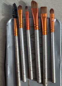 VLCC  Aloe Vera Gel + Makeup brush set (10