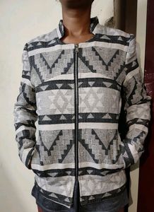 Stylish Blazer With Pattern Design