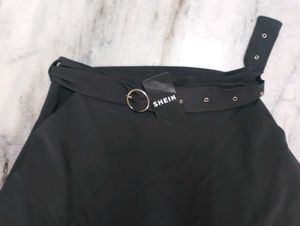 Chic Black Belted Maxi Skirt