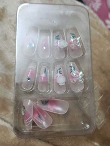 Cosmetics Luxe Finish Nails - 12pcs