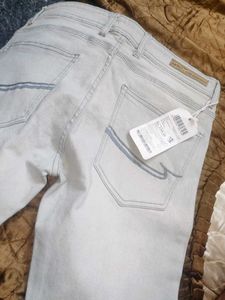Men's Jeans - New with Tag