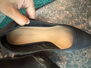 new zara satin marble heels ( cracking need repair