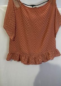 Chic Chevron Print Top