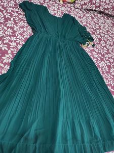 Elegant Green Ethnic Gown