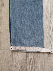 Ma1817 Levi&#39;s jeans waist 30