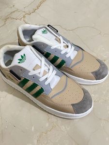 Sneakers Shoe