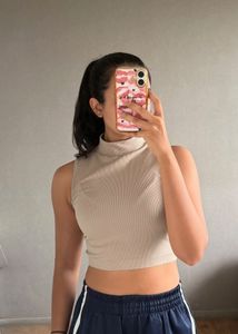Sleeveless Turtleneck Crop Top