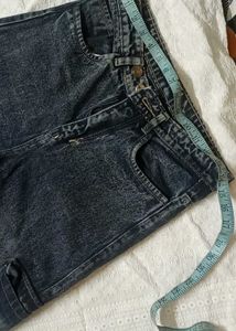 Women Cargo Jeans With Six Pockets
