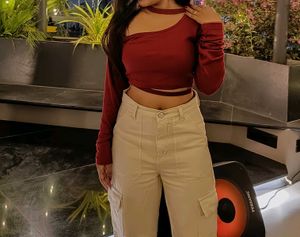 maroon korean style crop top