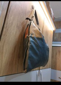 Colorblock Handbag💥