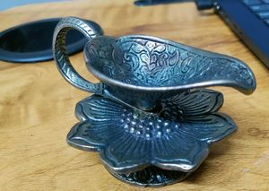 Metal Oil Diya With Handle