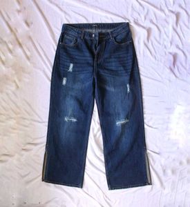 Distressed Wide Leg Jeans