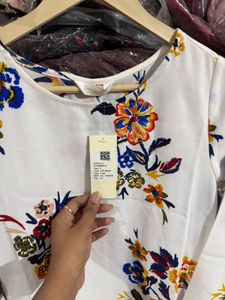 Floral Print High-Low Tunic