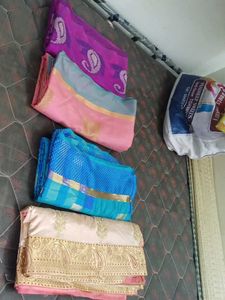 Saree Without Blouse