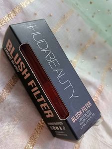 Huda Beauty Liquid Blush ❤️