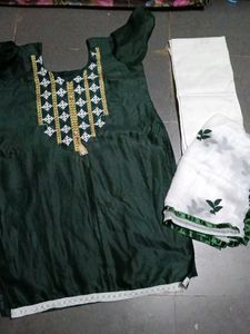 Elegant Embroidered 3-Piece Suit