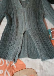 Long Sleeve V Neck Top