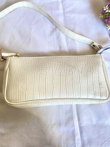 Chic White Shoulder Bag