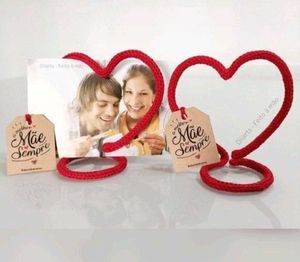 Crochet Photostand