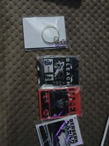 4 keychains