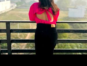 Pink V-Neck Puff Sleeve Top