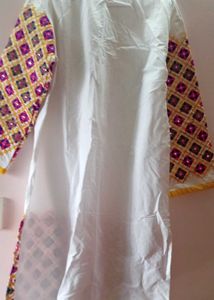 New Unused Rajasthani White Embroidered Kurta Set