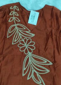 ❤️ BRAND New Silk Embroidery Kurta &amp; Pant Dupatta