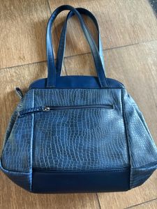 Baggit women blue shoulder bag