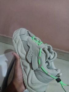 Trendy Beige Sneakers