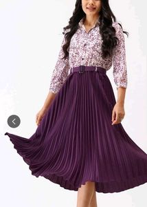 Elegant Pleated Midi Dress