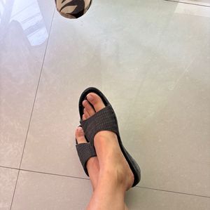 Slippers 🥿