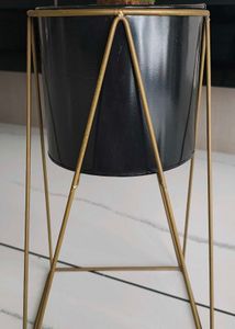 Modern Plant Stand