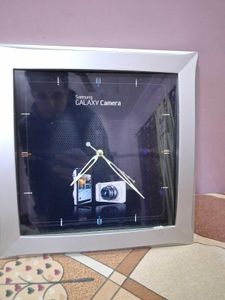 Samsung Galaxy Camera Wall Clock