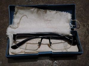 Black Rectangular Glasses