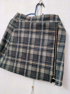 Plaid Mini Skirt with Zipper Detail