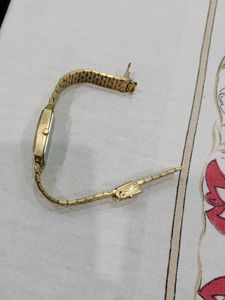 Gents golden Wrist watch