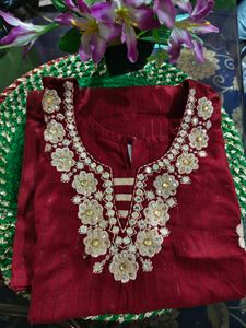 New Sleeveless Maroon Kurta For Women ❤️