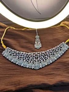 American Diamond Necklace With Maangtika