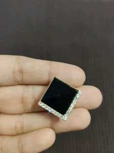 Black 3D Stone And Diamond Look Stud